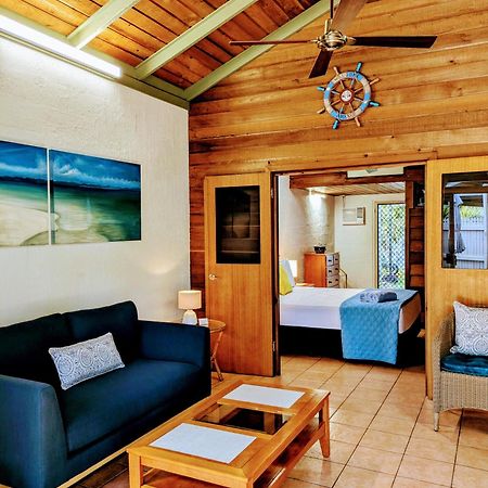 Beachside Cottage - A Private Peaceful Hidden Gem 50M To Beach Nelly Bay Eksteriør bilde