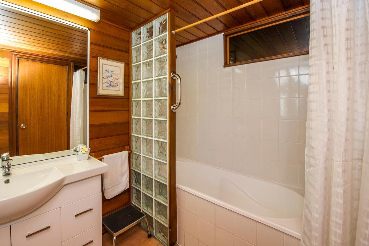 Beachside Cottage - A Private Peaceful Hidden Gem 50M To Beach Nelly Bay Eksteriør bilde