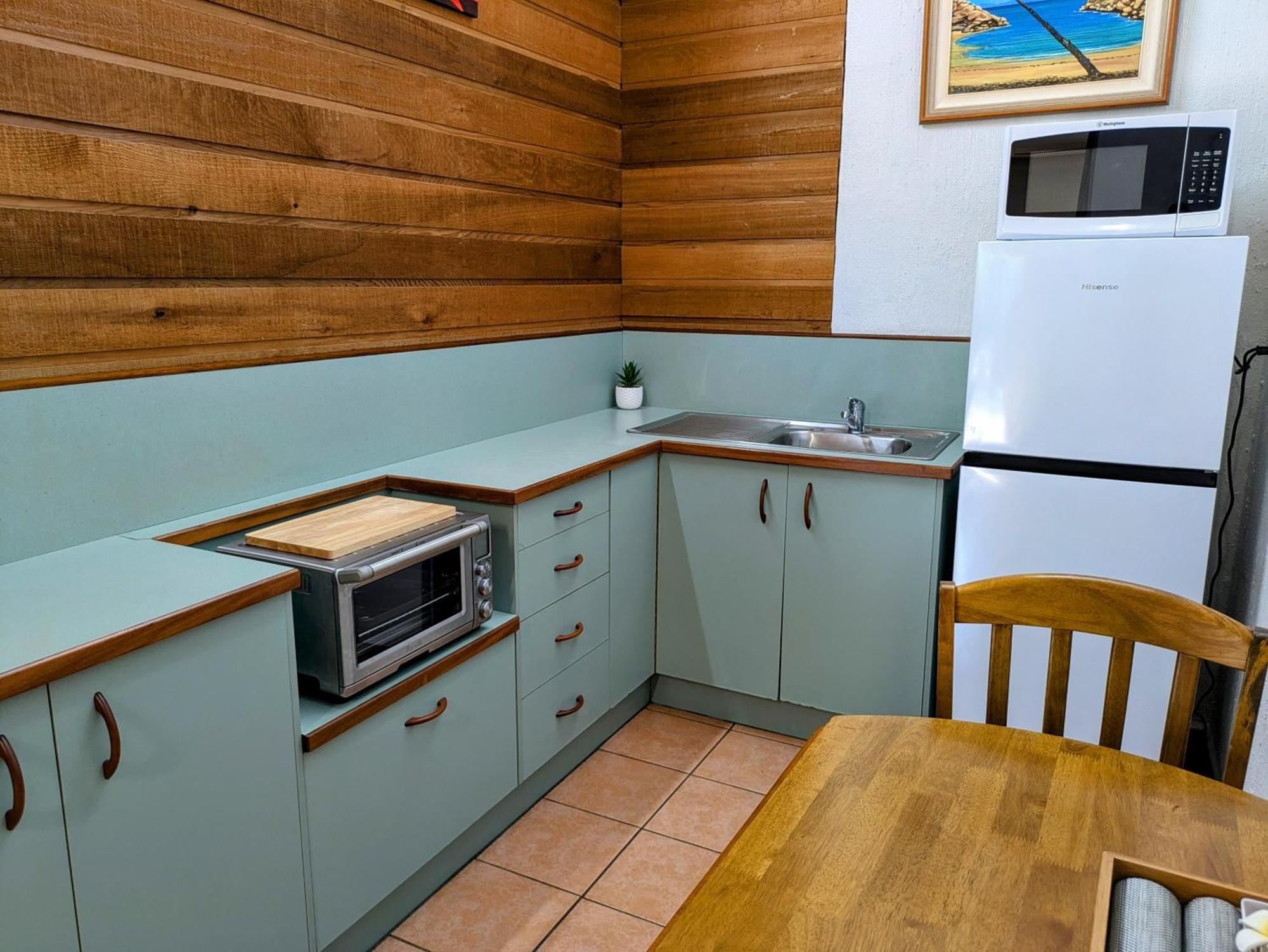 Beachside Cottage - A Private Peaceful Hidden Gem 50M To Beach Nelly Bay Eksteriør bilde